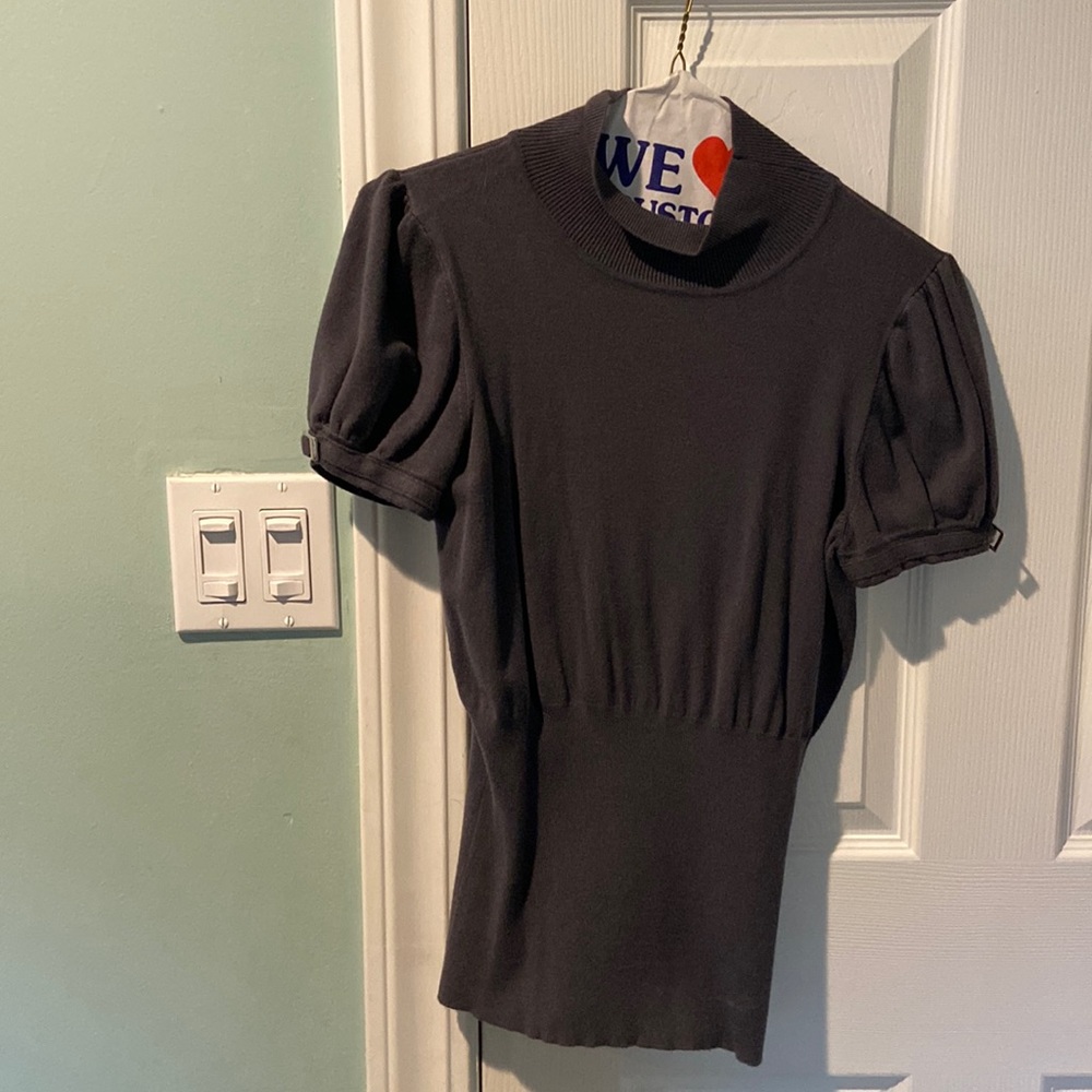 Short sleeve Mock neck